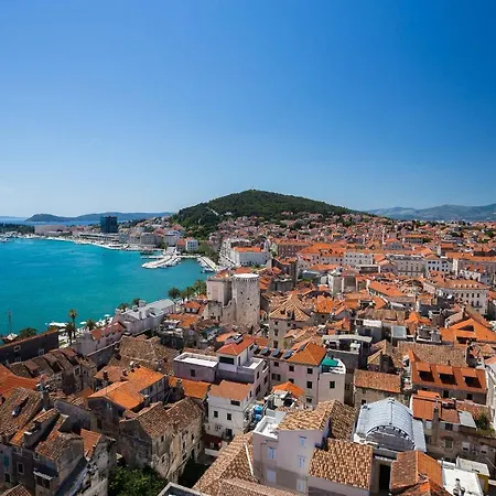 아파트 Luxury Loreta