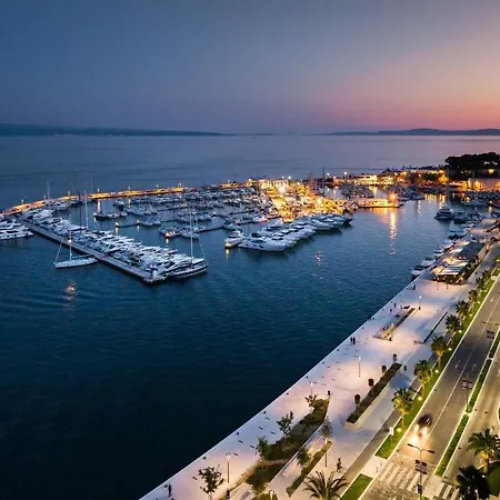 아파트 Luxury Loreta