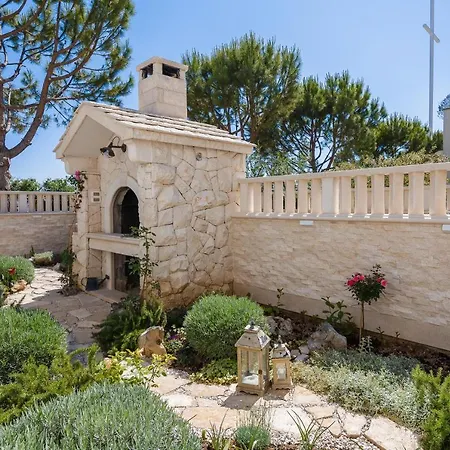 Luxury Loreta Apartman