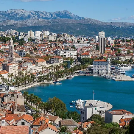 Luxury Loreta Apartman *