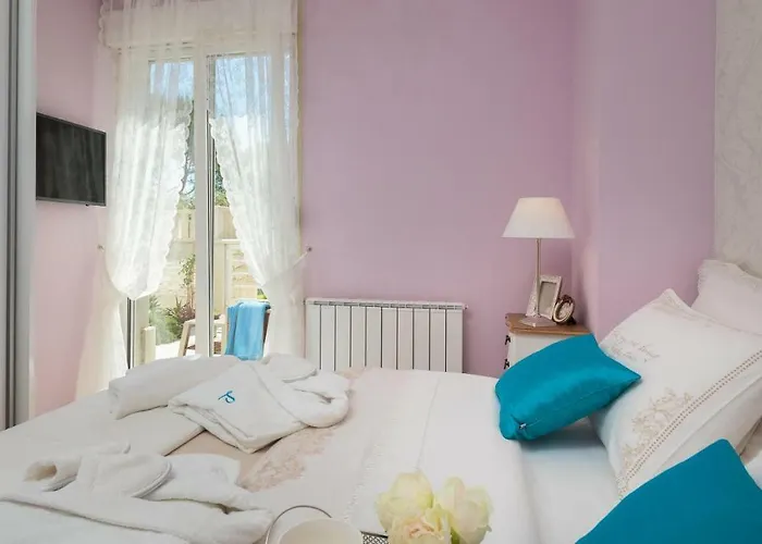 Luxury Loreta דירה *